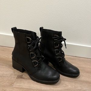 WOMEN'S CATE LACE BOOTIE